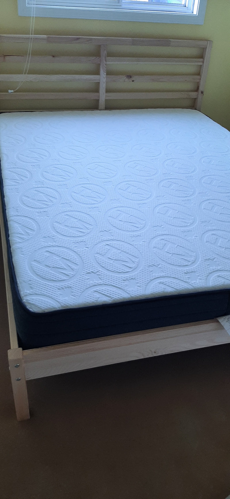 Queen Haven 8" all-foam Mattress (Yaletown, Vancouver BC)