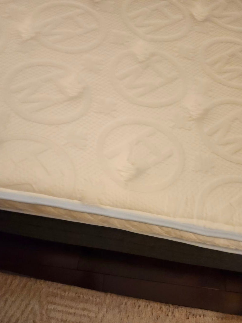 Oakville, ON | Queen | Lux Pillowtop Hybrid Mattress (From Haven Sleep Co.)