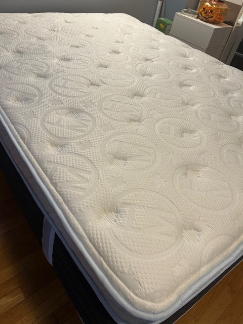 Woodville, ON | Queen |  LUX Pillowtop Hybrid Mattress  (From Haven Sleep Co.)