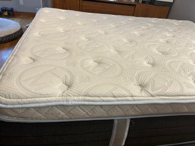 Woodville, ON | Queen |  LUX Pillowtop Hybrid Mattress  (From Haven Sleep Co.)