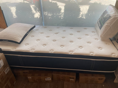 NEW TWIN XL HUSH Luxe Pillow Top Mattress - Kelowna, BC