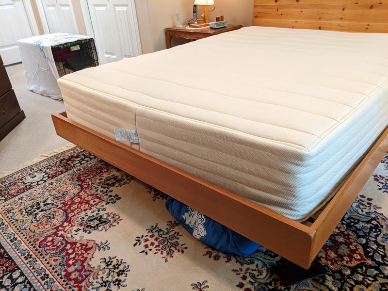 Comox, BC | Queen | Hamuq Organic Hybrid Mattress